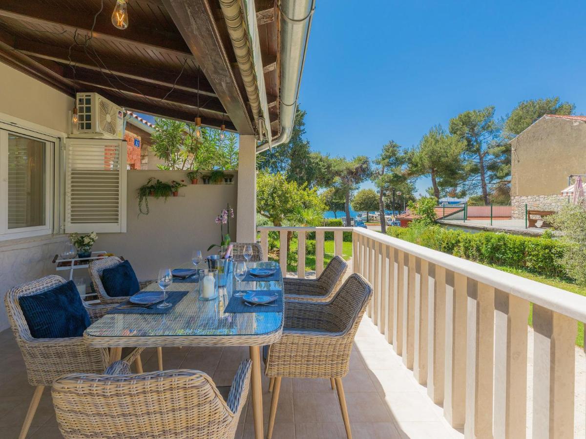 Holiday Home Punta 2 By Interhome Umag Luaran gambar